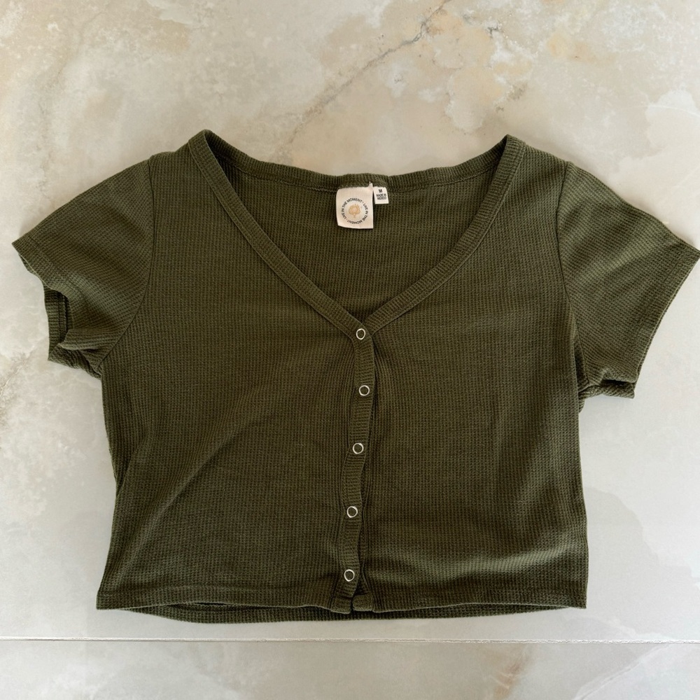 waffle knit green snap up crop top